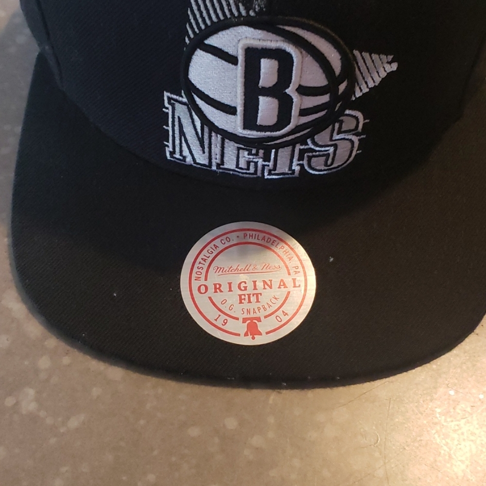 Snapback - Picture 2 of 6
